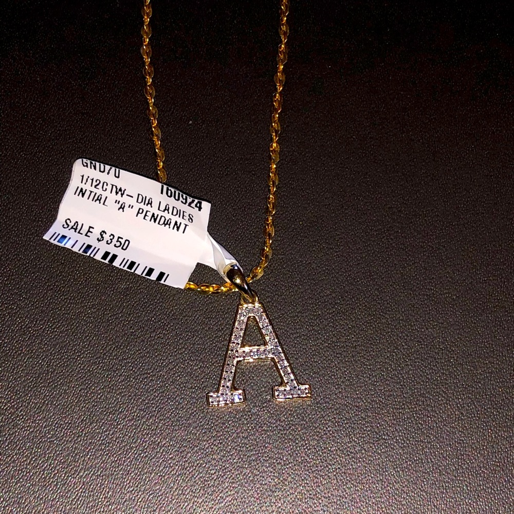 10k solid gold real Diamond initial letter pendant charm not plated not fake WOW